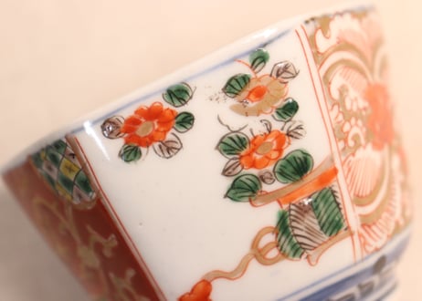 明治前期色絵花と唐草図六角向付