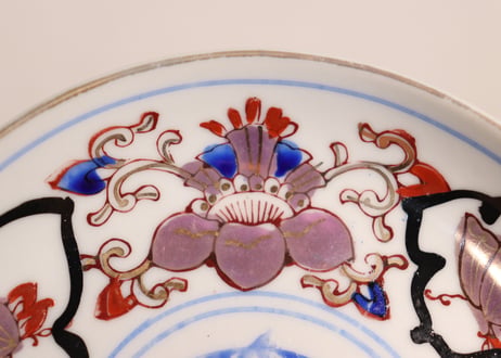 大正~昭和戦前銅印判色絵蝶と牡丹図通り物小皿