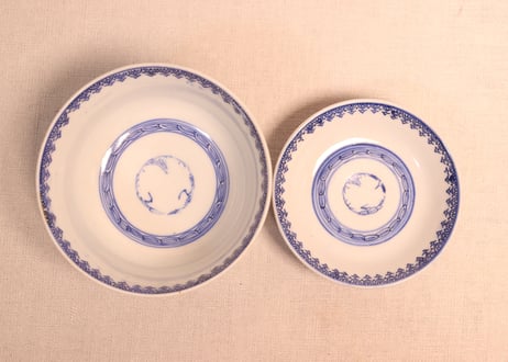 明治前期線描き牡丹図蓋茶碗②ニュウ,蓋ムシクイ