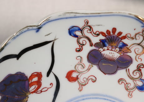 大正~昭和戦前銅印判色絵蝶と牡丹図通り物7寸皿