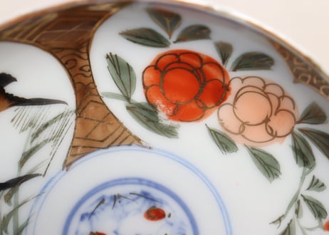 明治後期～大正色絵牡丹と水鳥に山水図通り物小皿①