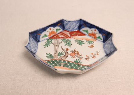 明治前期色絵竹梅図菱形皿①