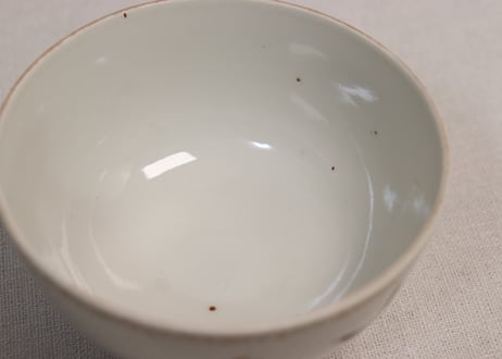 江戸中期色絵若松と草花に鈴虫図蓋茶碗①金彩擦れ