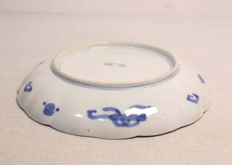 明治前期色絵三方に松竹梅図7寸皿②部分甘手
