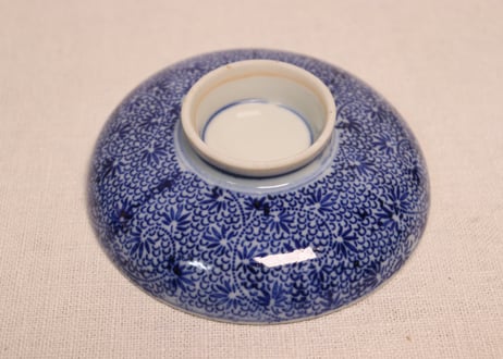 明治前期紙刷微塵唐草図蓋茶碗②身少甘手