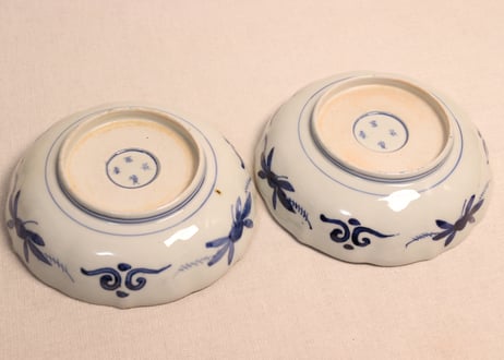 明治前期菊と葉図なます皿①少かたつき