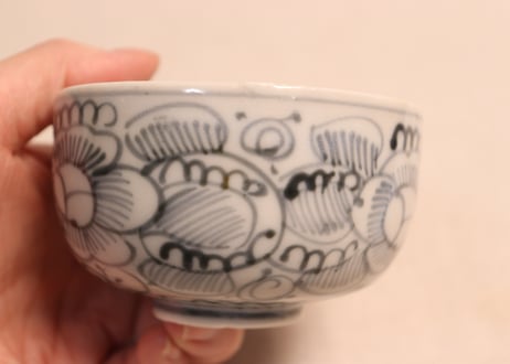 江戸幕末線描き三方牡丹図湯吞