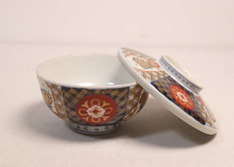 明治前期色絵菊と菱花図蒸茶碗