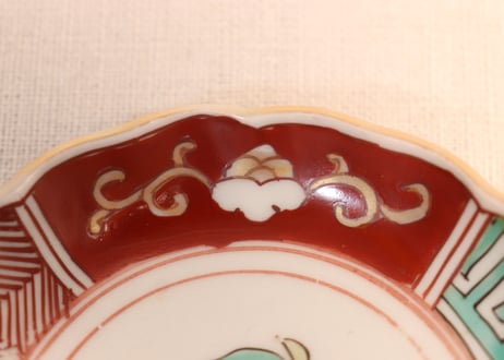 江戸後期色絵花と幾何学文図小皿①