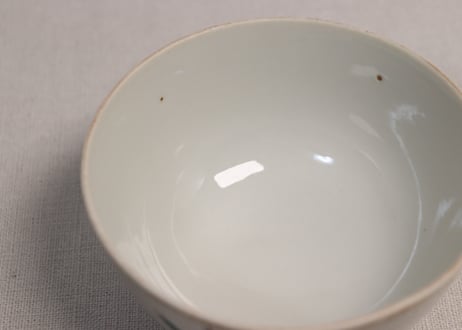 江戸中期色絵若松と草花に鈴虫図蓋茶碗①金彩擦れ