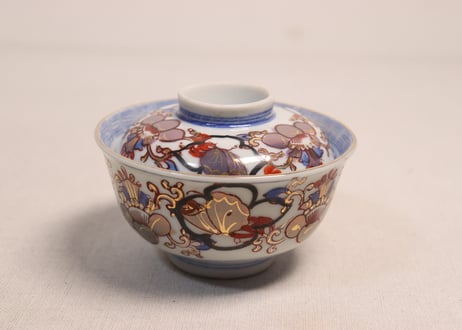 大正~昭和戦前銅印判色絵蝶と牡丹図通り物飯茶碗