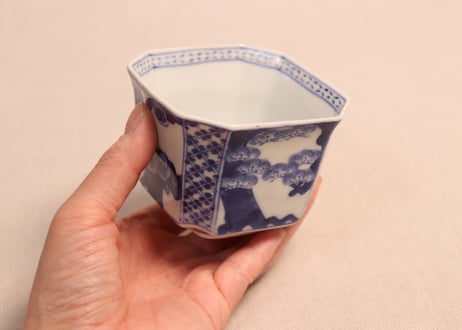 明治後期～大正染付松梅と幾何学文角向付