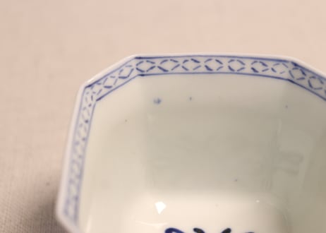 明治後期～大正染付松梅と幾何学文角向付