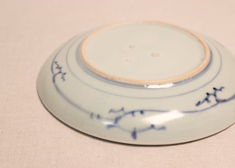 江戸後期墨弾松皮菱と松図6寸皿③少甘手,かたつき