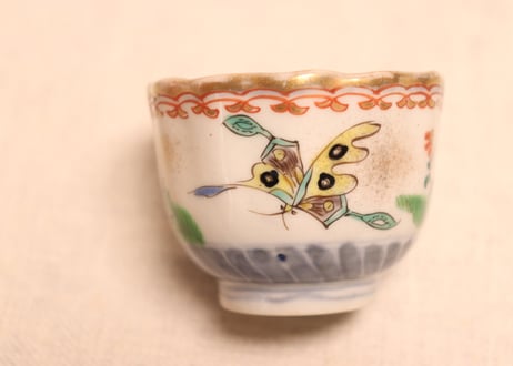 明治前期色絵花と蝶図通り物小向付