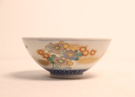 明治前期色絵菊図蓋茶碗