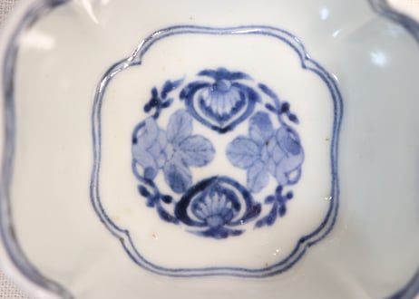 江戸中期染付龍と牡丹図角向付