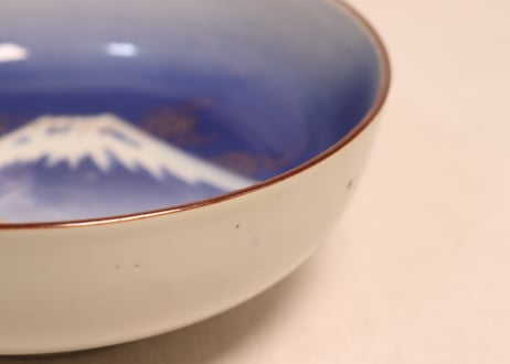明治後期～大正吹墨金彩富士に菊図7寸鉢　小ホツ