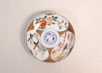 明治後期～大正色絵牡丹と水鳥に山水図通り物小皿①