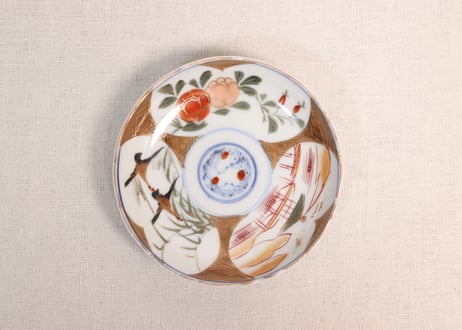 明治後期～大正色絵牡丹と水鳥に山水図通り物小皿①
