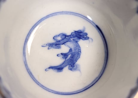明治前期染付麒麟と牡丹図向付