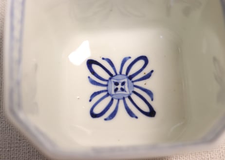 明治後期～大正染付松梅と幾何学文角向付