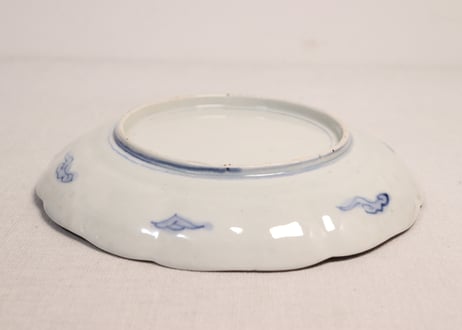明治前期色絵松に家と鳥図7寸皿②釉剥げ