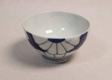 大正~昭和戦前染付菊花図蓋なし茶碗