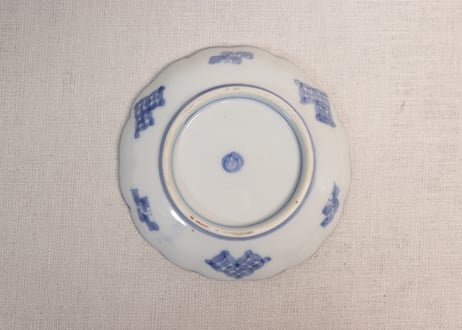 明治前期色絵団龍と牡丹図通り物小皿