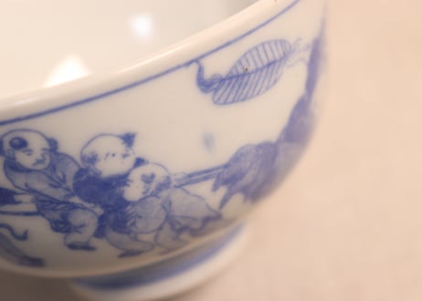明治後期～大正銅判布袋様と唐子図蒸茶碗②高台ホツ