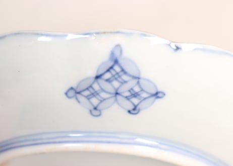 明治前期色絵団龍と牡丹図通り物７寸皿