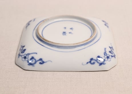 明治前期大聖寺古伊万里写し色絵若松と蕨図角皿　5客組