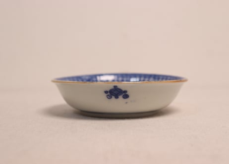 明治後期～大正銅判麒麟と龍と鳳凰図小皿