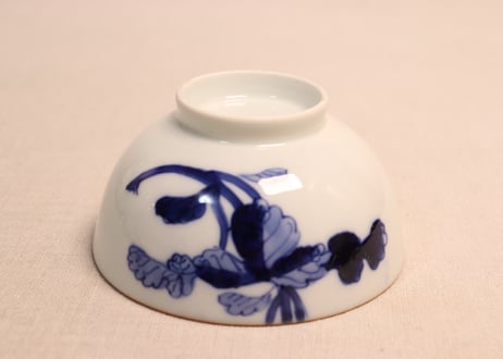 明治前期染付菊花図蓋茶碗
