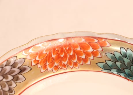 明治前期色絵芝垣と菊図なます皿②釉剥げ