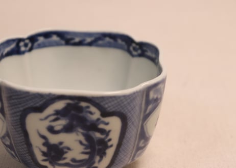 江戸中期染付龍と牡丹図角向付