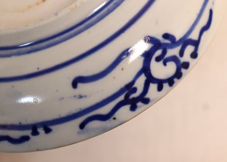 明治前期紙刷菊と牡丹と竹図５寸皿②かたつき