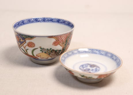 明治前期色絵鶉図蓋茶碗②黒点