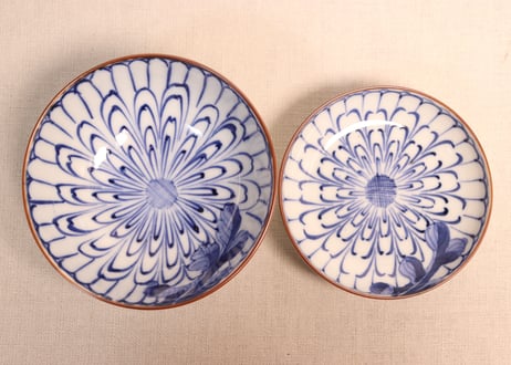 明治前期染付菊花図蓋茶碗