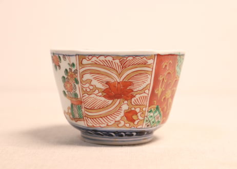 明治前期色絵花と唐草図六角向付