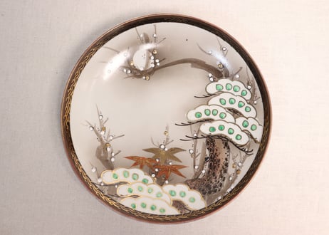 明治前期九谷焼色絵松竹梅図8寸皿