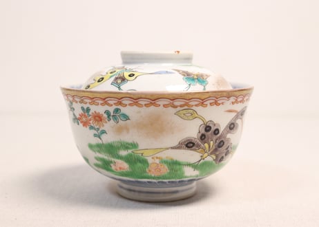 明治前期色絵花と蝶図通り物蓋茶碗②窯傷,フリモノ