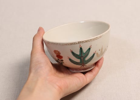 江戸中期色絵若松と草花に鈴虫図蓋茶碗②金彩擦れ