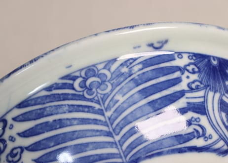 明治後期～大正銅判菊と松笠図8寸鉢