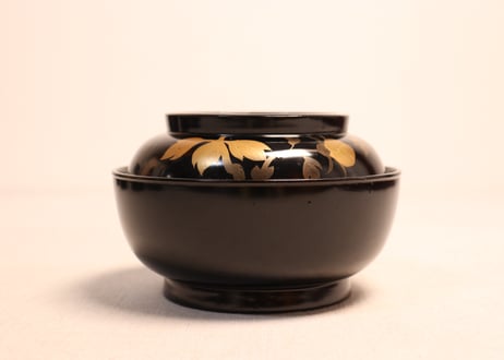 総黒蒔絵牡丹図菓子椀①