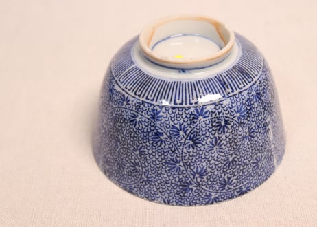 明治前期紙刷微塵唐草図蓋茶碗②身少甘手