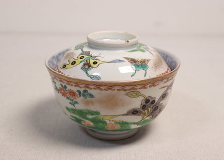明治前期色絵花と蝶図通り物蓋茶碗②窯傷,フリモノ