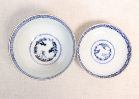 江戸中期色絵山水人物と帆掛け船図蓋茶碗