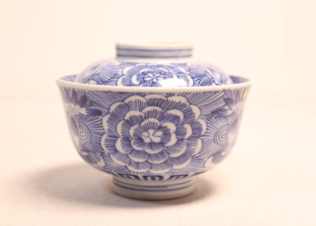 明治前期線描き牡丹図蓋茶碗②ニュウ,蓋ムシクイ