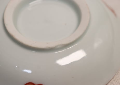 明治前期色絵桃と牡丹図小皿②ムシクイ